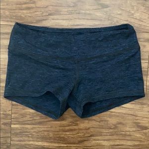 FLEO booty shorts “half moon”